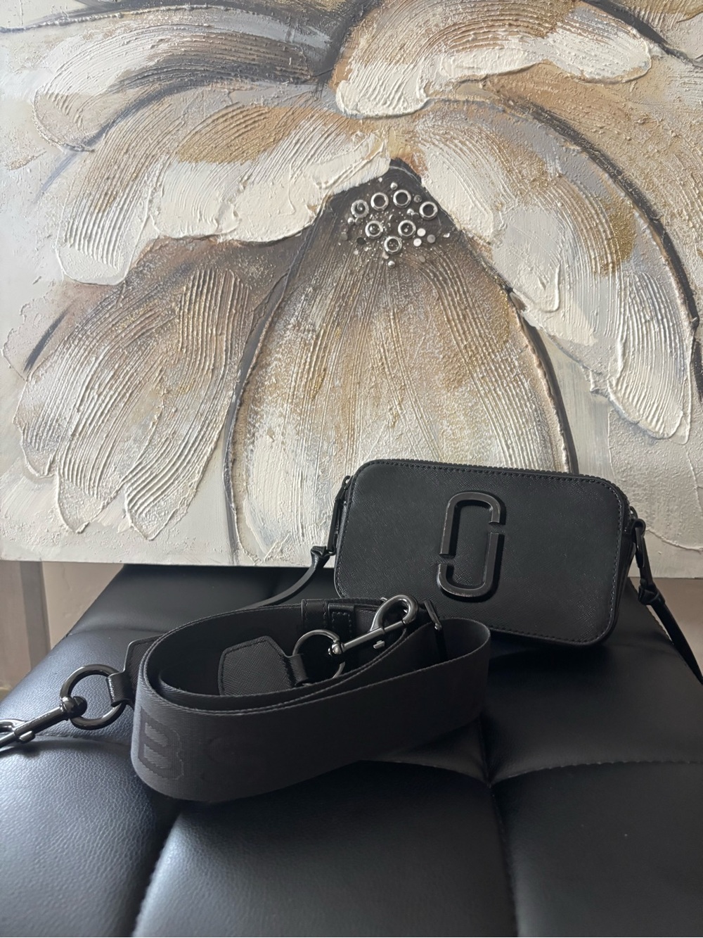 Marc Jacobs Black Leather Snapshot Crossbody with Wide Strap